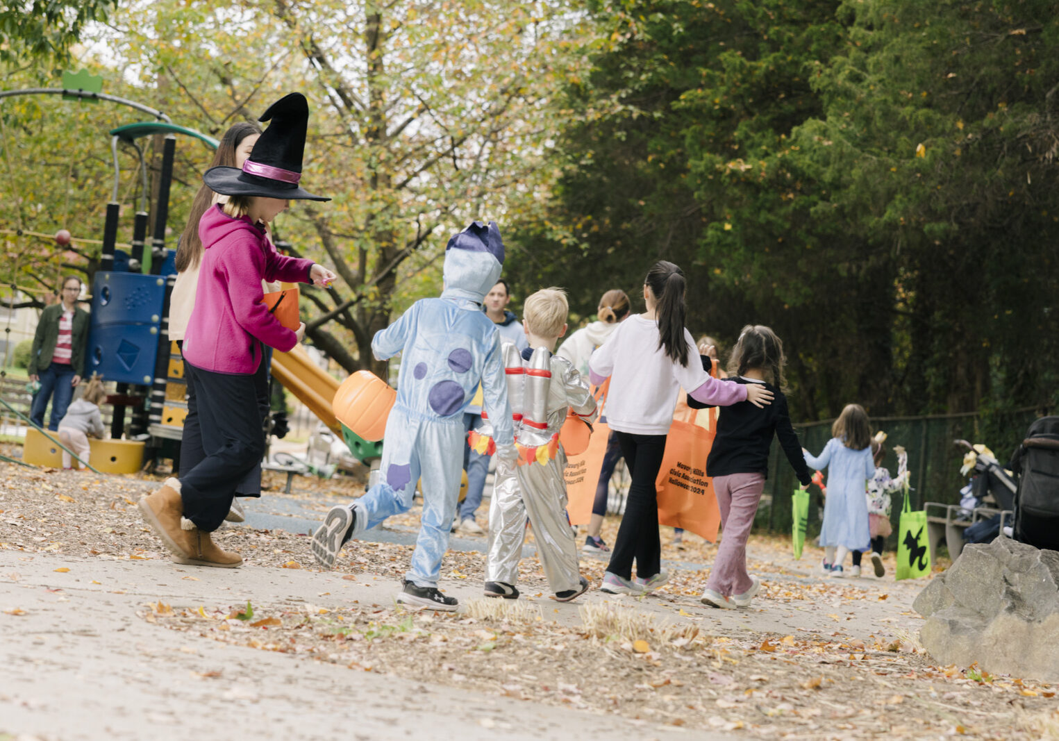 cindykanephotography_LBA_HalloweenParade-18